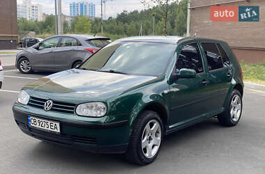 Хетчбек Volkswagen Golf 1999 в Чернігові