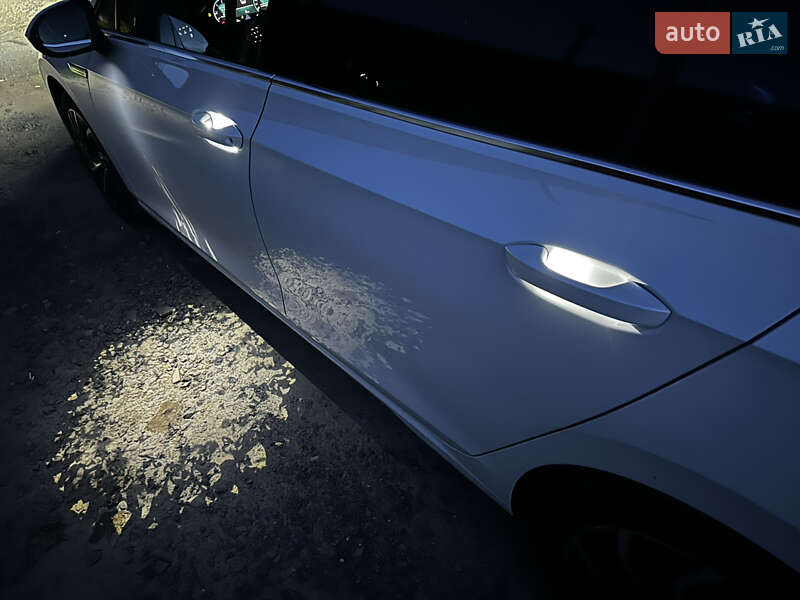 Універсал Volkswagen Golf 2021 в Луцьку