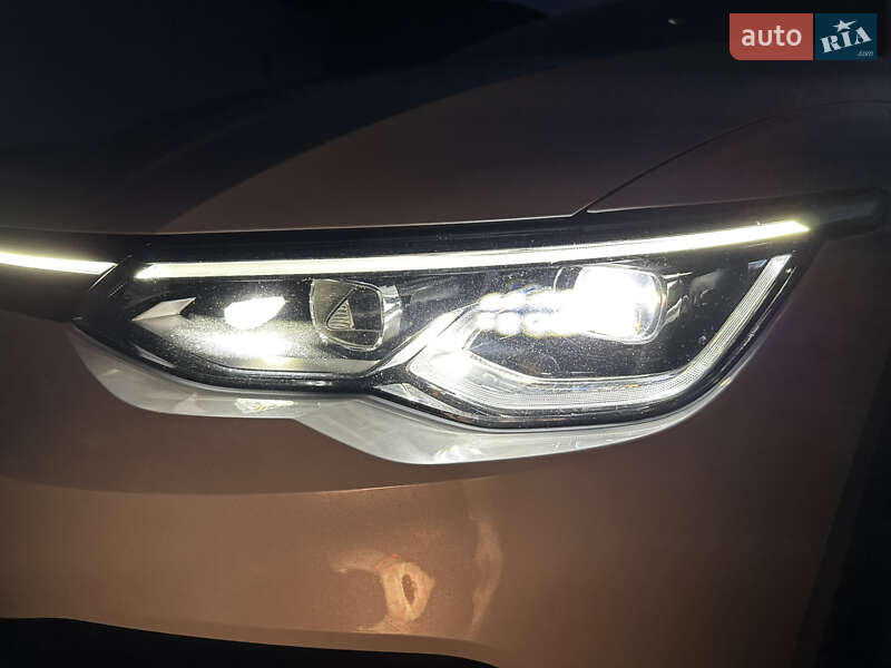 Універсал Volkswagen Golf 2021 в Луцьку
