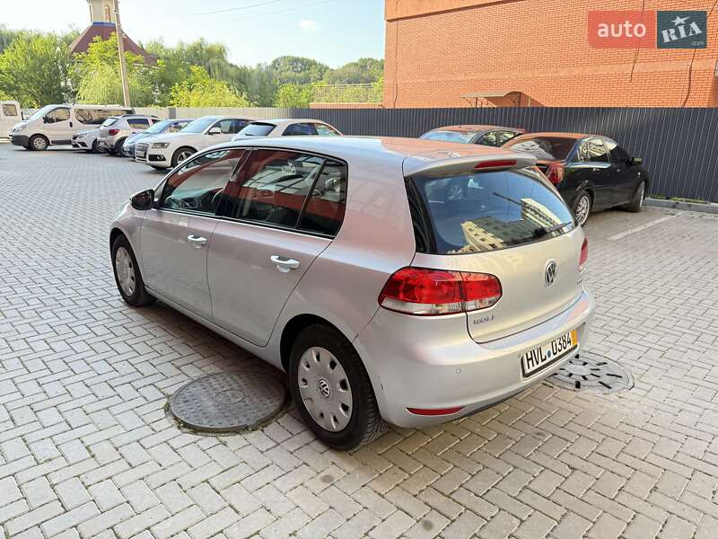 Хэтчбек Volkswagen Golf 2009 в Каменец-Подольском