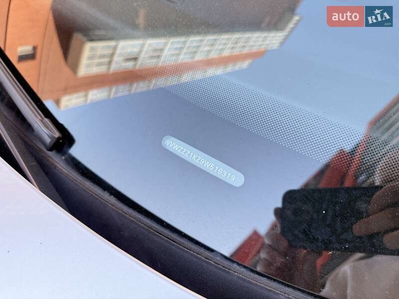 Хэтчбек Volkswagen Golf 2009 в Каменец-Подольском