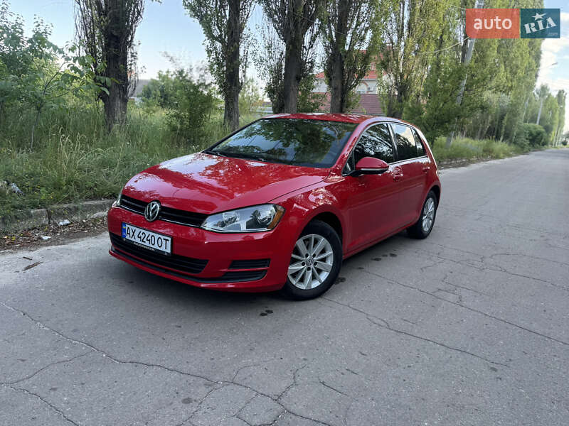 Хетчбек Volkswagen Golf 2016 в Харкові