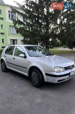 Хэтчбек Volkswagen Golf 1998 в Тульчине