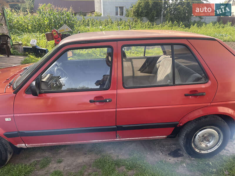 Хетчбек Volkswagen Golf 1990 в Почаєві
