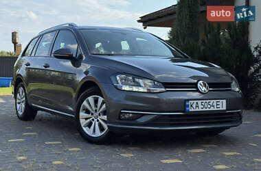 Універсал Volkswagen Golf 2018 в Києві