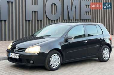 Хетчбек Volkswagen Golf 2008 в Вінниці