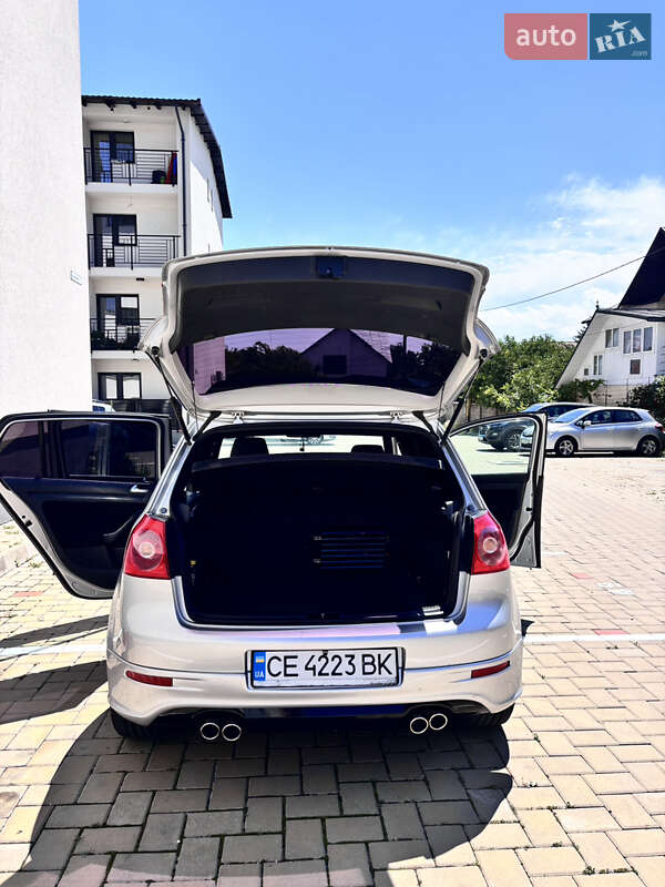 Хетчбек Volkswagen Golf 2007 в Чернівцях