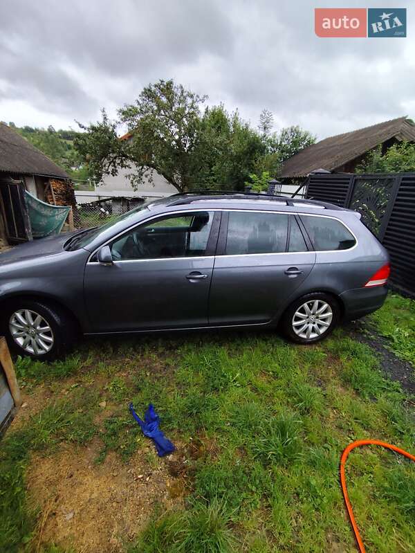 Универсал Volkswagen Golf 2008 в Рожнятове