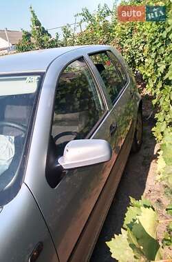 Хетчбек Volkswagen Golf 2001 в Кілії