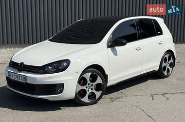 Хэтчбек Volkswagen Golf 2010 в Харькове
