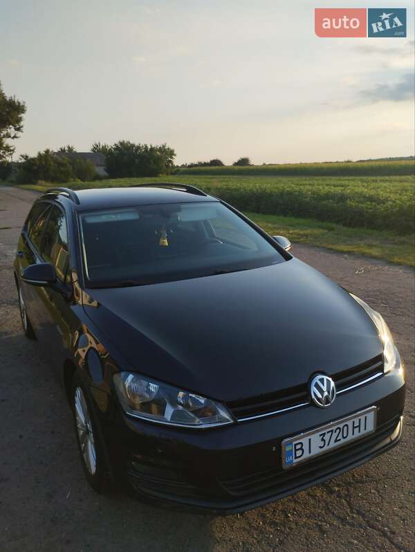 Універсал Volkswagen Golf 2015 в Пирятині