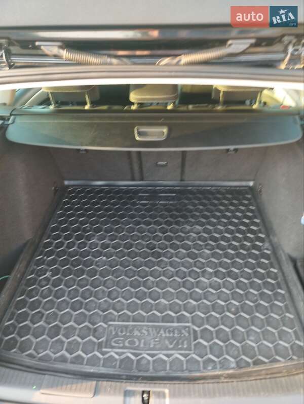 Універсал Volkswagen Golf 2015 в Пирятині