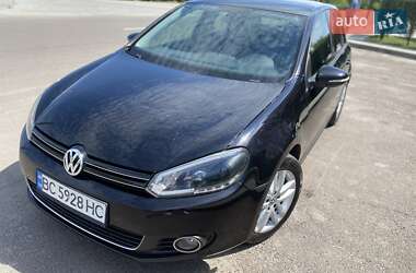 Хетчбек Volkswagen Golf 2011 в Шептицькому