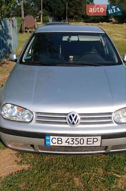 Универсал Volkswagen Golf 2001 в Ичне