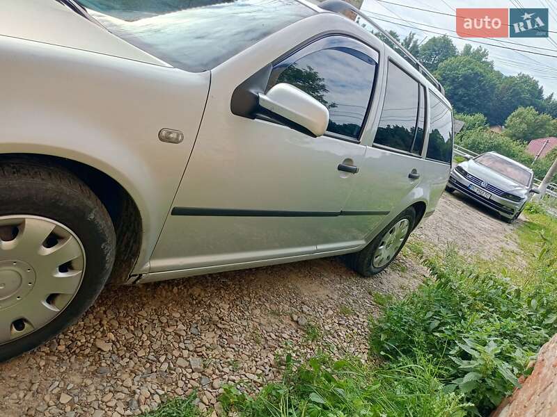 Універсал Volkswagen Golf 2000 в Турці