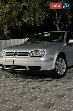 Хэтчбек Volkswagen Golf 2003 в Шепетовке
