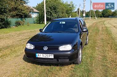 Универсал Volkswagen Golf 2000 в Прилуках