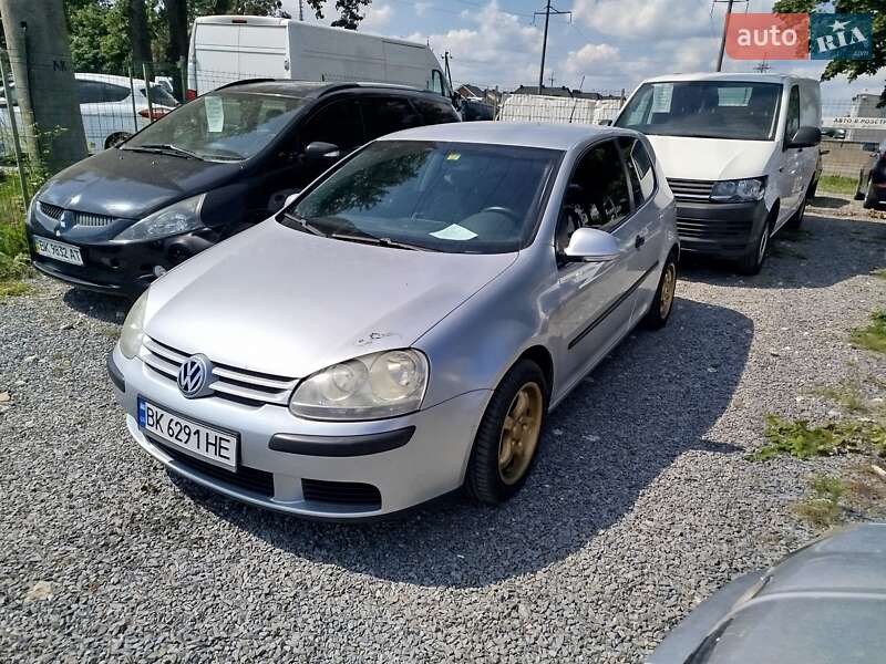 Volkswagen Golf 2005