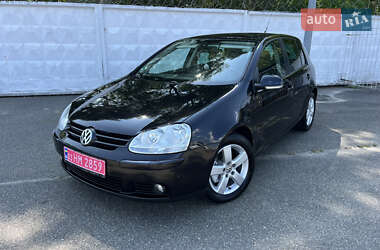 Хэтчбек Volkswagen Golf 2008 в Киеве