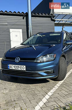 Универсал Volkswagen Golf 2019 в Луцке