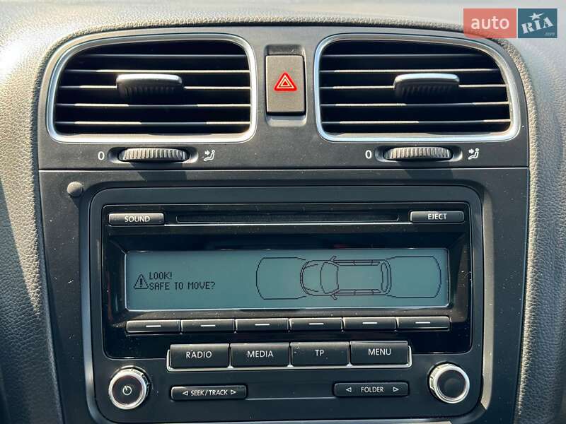 Універсал Volkswagen Golf 2011 в Вінниці