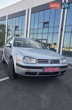 Універсал Volkswagen Golf 2006 в Вінниці
