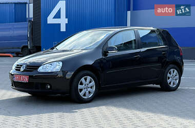 Хэтчбек Volkswagen Golf 2008 в Ровно