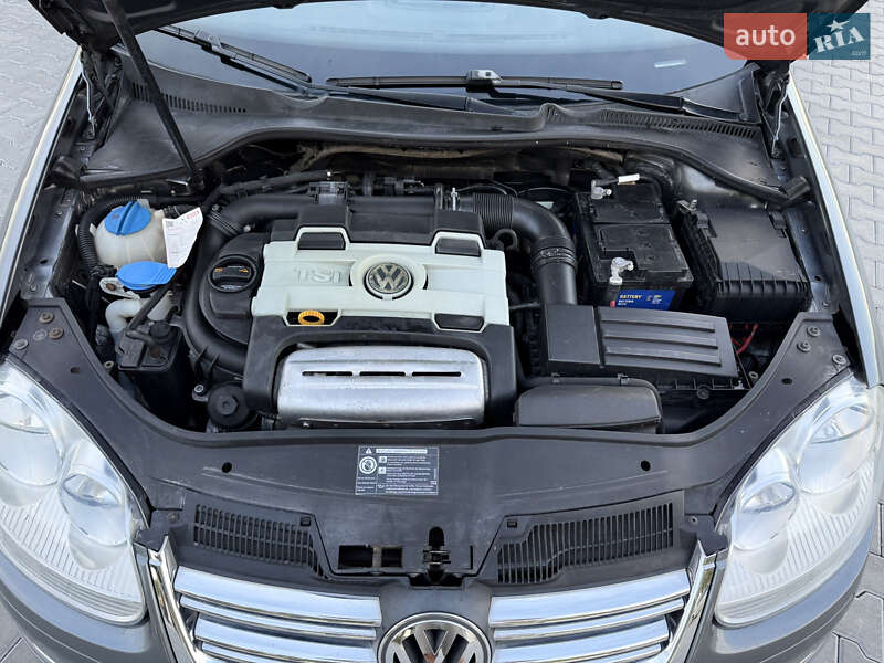 Універсал Volkswagen Golf 2007 в Полтаві