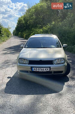 Хэтчбек Volkswagen Golf 1999 в Томашполе