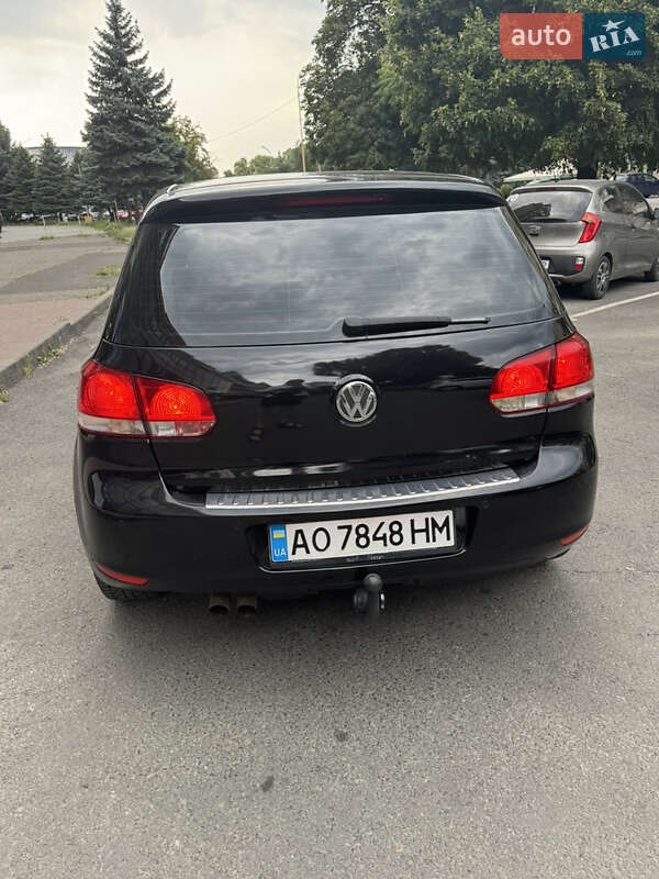 Хетчбек Volkswagen Golf 2009 в Ужгороді