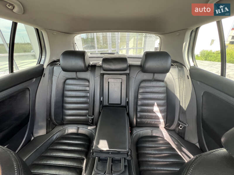 Хетчбек Volkswagen Golf 2007 в Києві