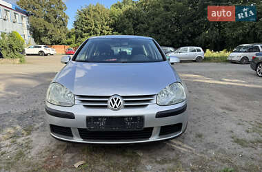 Хэтчбек Volkswagen Golf 2005 в Луцке