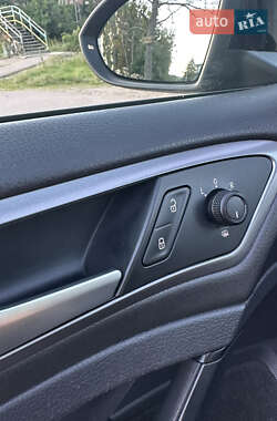 Универсал Volkswagen Golf 2014 в 
