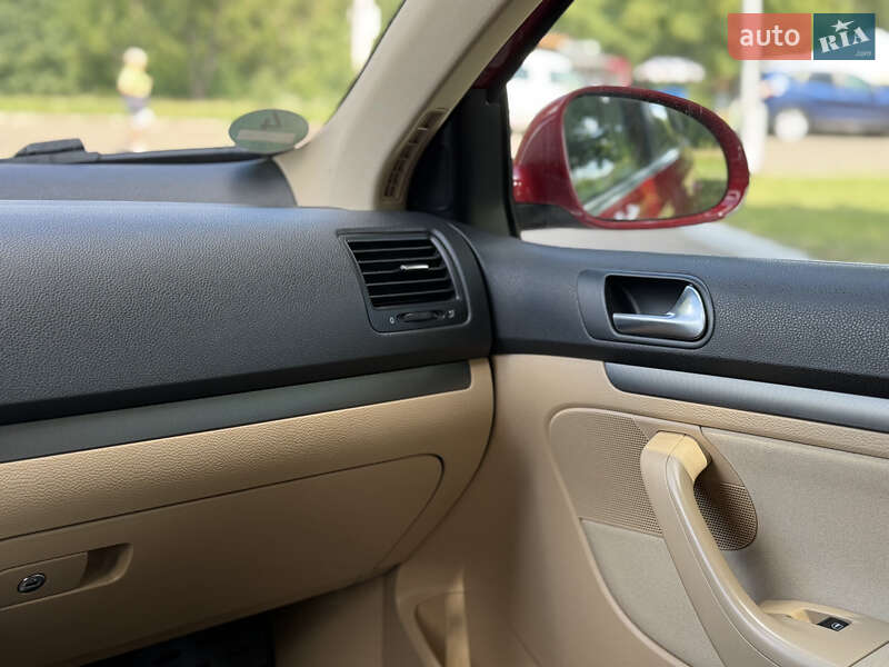 Універсал Volkswagen Golf 2008 в Рівному фото 84 Універсал Volkswagen Golf 2008 в Рівному