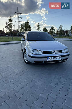 Хэтчбек Volkswagen Golf 1998 в Киеве