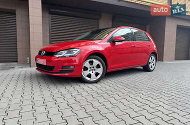 Хетчбек Volkswagen Golf 2015 в Хмельницькому