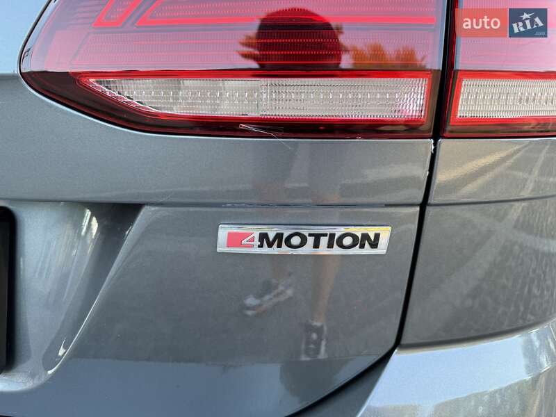 Универсал Volkswagen Golf 2019 в Пирятине