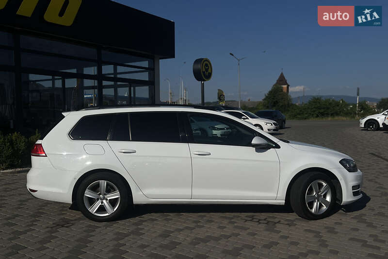 Универсал Volkswagen Golf 2014 в Мукачево