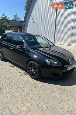 Хетчбек Volkswagen Golf 2009 в Косові