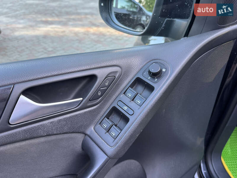 Хэтчбек Volkswagen Golf 2008 в Славуте