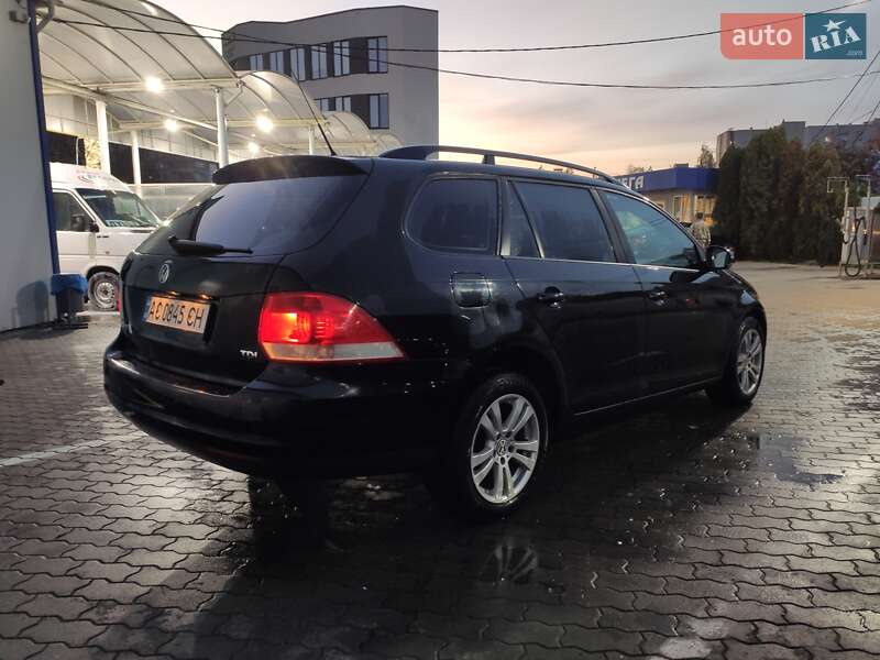 Універсал Volkswagen Golf 2008 в Луцьку