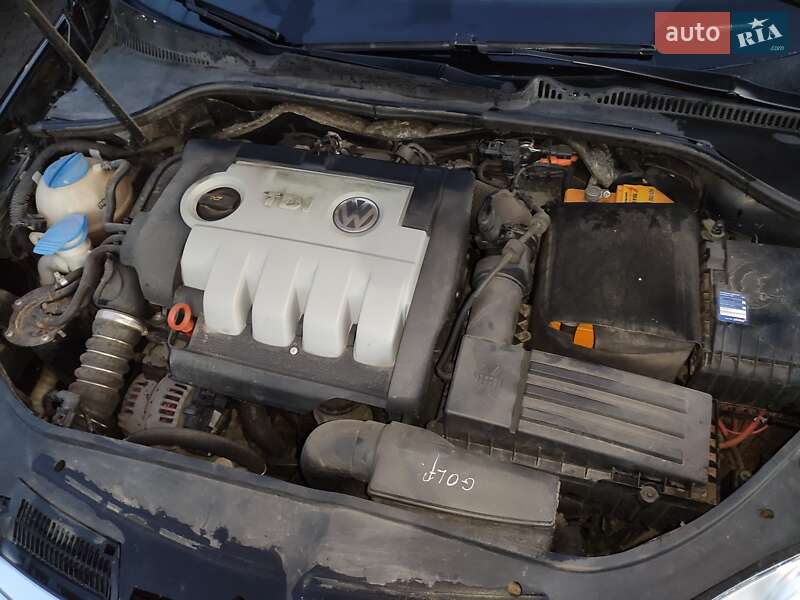 Універсал Volkswagen Golf 2008 в Луцьку