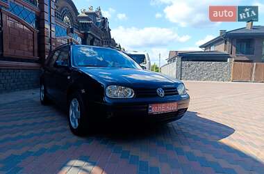 Універсал Volkswagen Golf 2004 в Звягелі