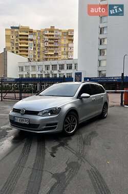 Універсал Volkswagen Golf 2015 в Києві