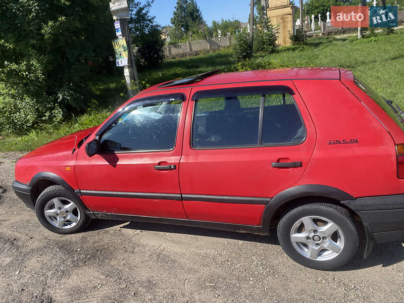 Хэтчбек Volkswagen Golf 1993 в Ивано-Франковске