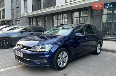 Універсал Volkswagen Golf 2017 в Львові