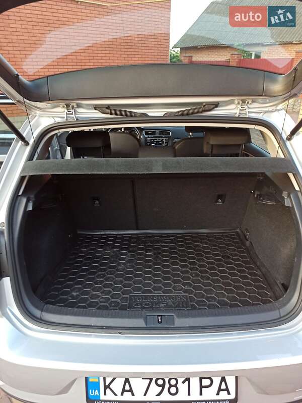 Хэтчбек Volkswagen Golf 2020 в Хмельницком