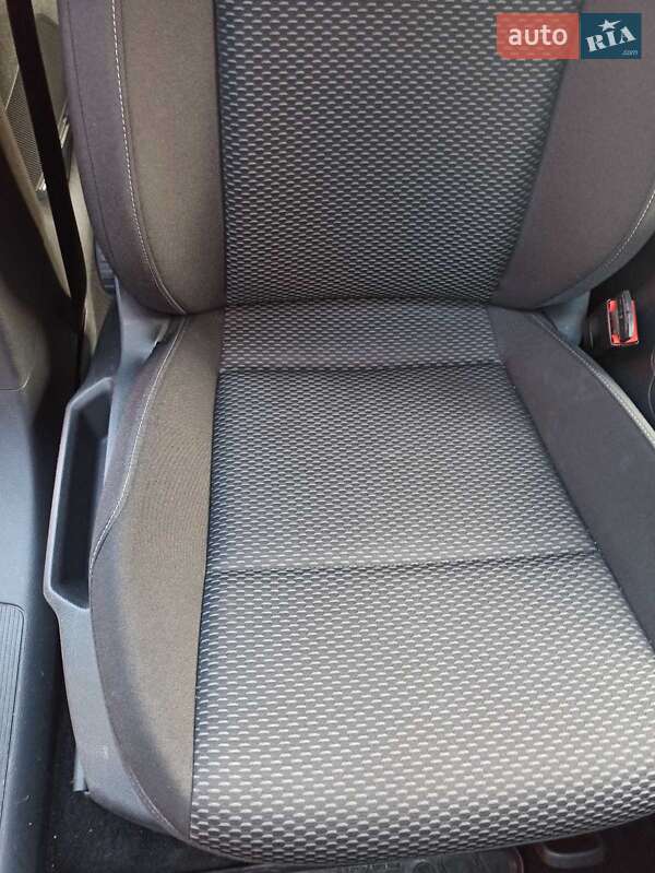 Хэтчбек Volkswagen Golf 2020 в Хмельницком