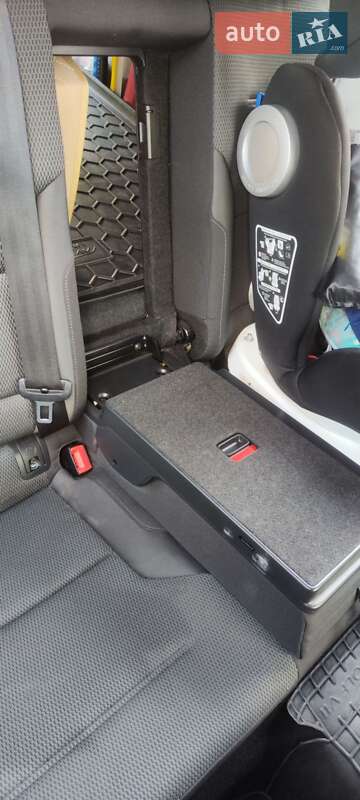 Універсал Volkswagen Golf 2013 в Шепетівці