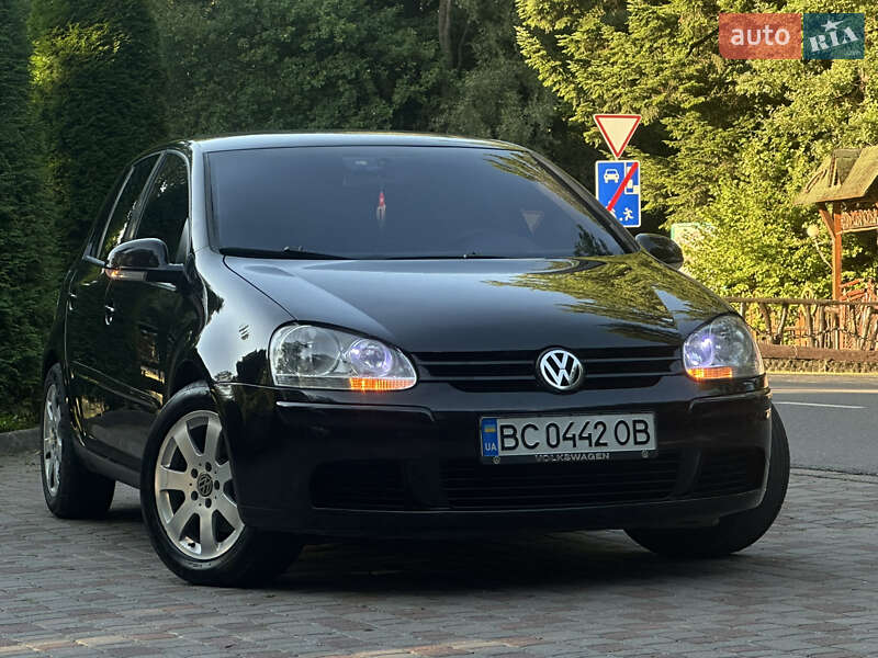 Volkswagen Golf 2004